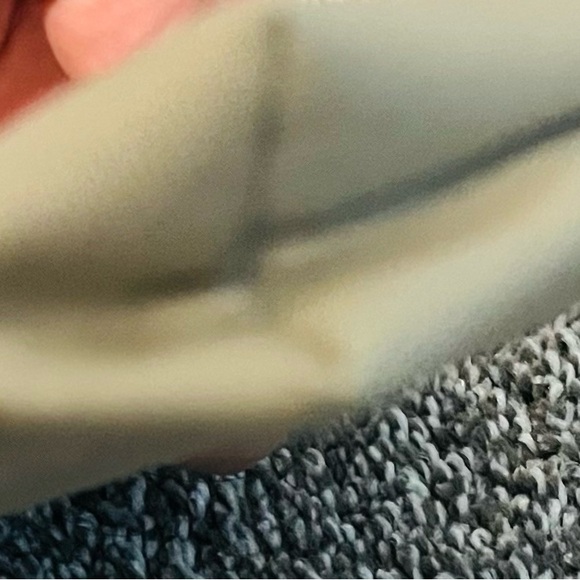 Tommy Hilfiger beige canvas wristlet - Picture 5 of 6